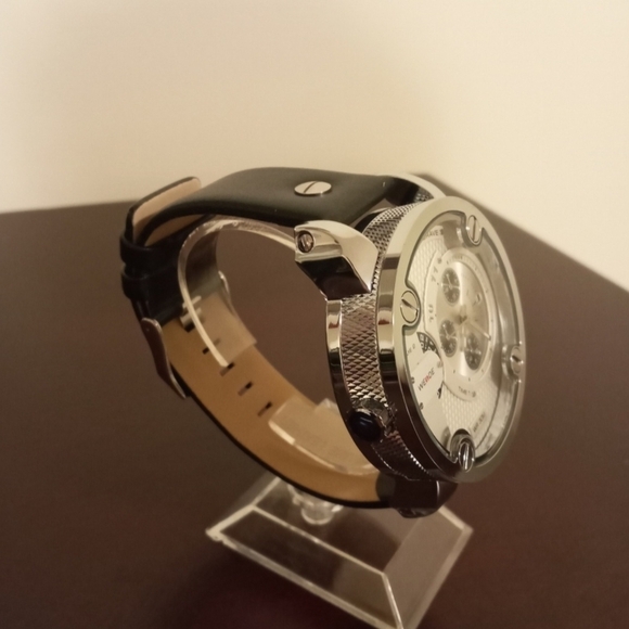 New Dual Time zone White Weide Men’s Fashion Watch with box - Picture 4 of 4